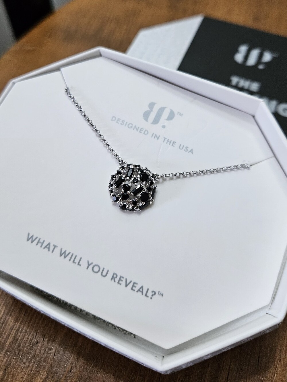 The Sterling Club ●RETIRED● Bomb Party Necklace RBP7281